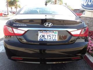 Hyundai Sonata 2011 photo 3
