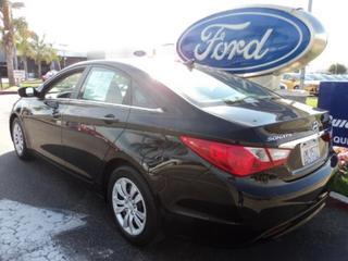 Hyundai Sonata 2011 photo 4