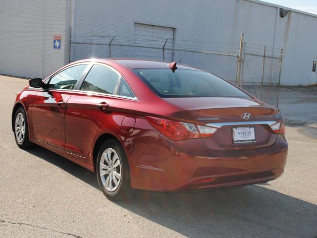 Hyundai Sonata 2011 photo 4