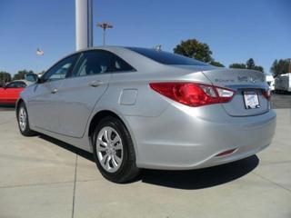 Hyundai Sonata 2011 photo 4