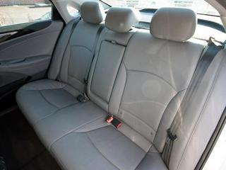Hyundai Sonata 2011 photo 3