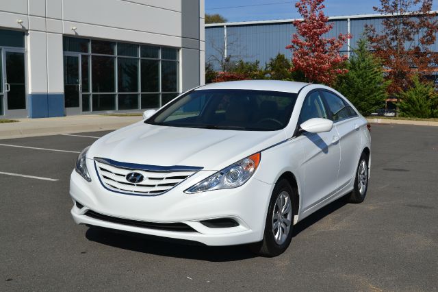 Hyundai Sonata 2012 photo 4
