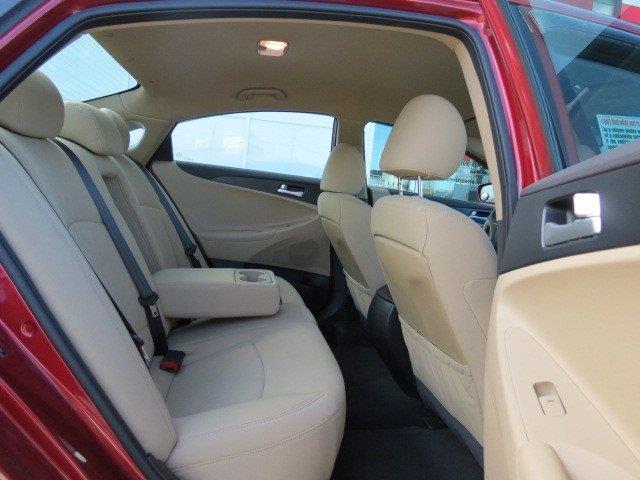 Hyundai Sonata 2012 photo 19