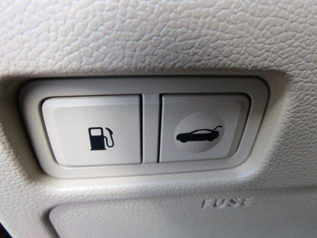 Hyundai Sonata 2012 photo 2