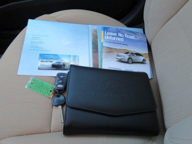 Hyundai Sonata 2012 photo 9