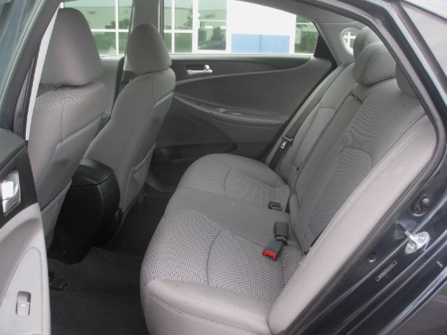 Hyundai Sonata 2012 photo 21