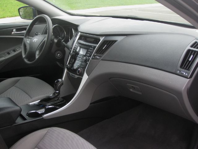Hyundai Sonata 2012 photo 7