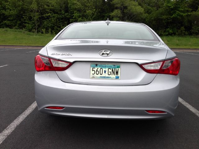 Hyundai Sonata 2012 photo 17