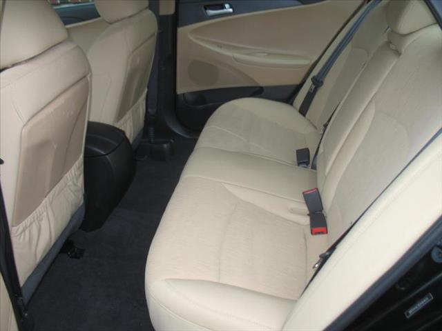 Hyundai Sonata 2012 photo 15