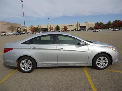 Hyundai Sonata 2012 photo 1