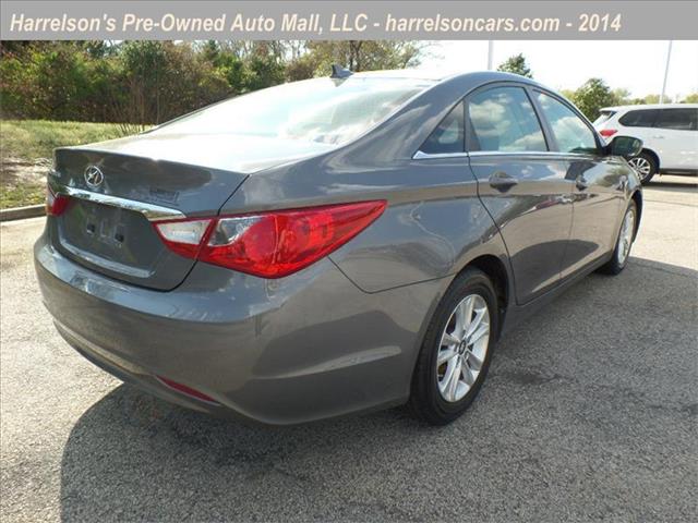 Hyundai Sonata 2013 photo 2