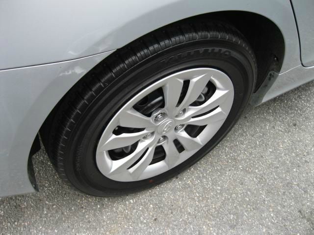 Hyundai Sonata 2013 photo 1