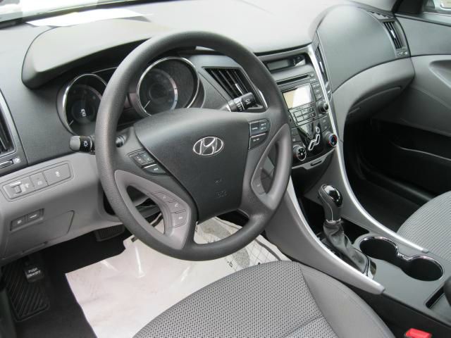 Hyundai Sonata 2013 photo 13