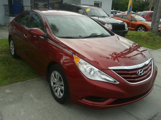 Hyundai Sonata FWD 4dr Sport Sedan