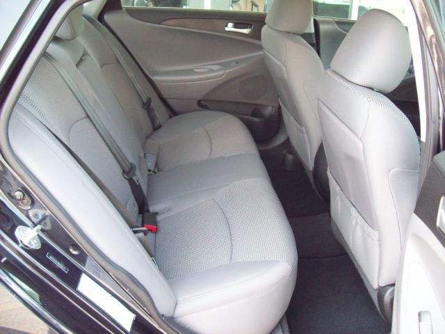Hyundai Sonata 2013 photo 11