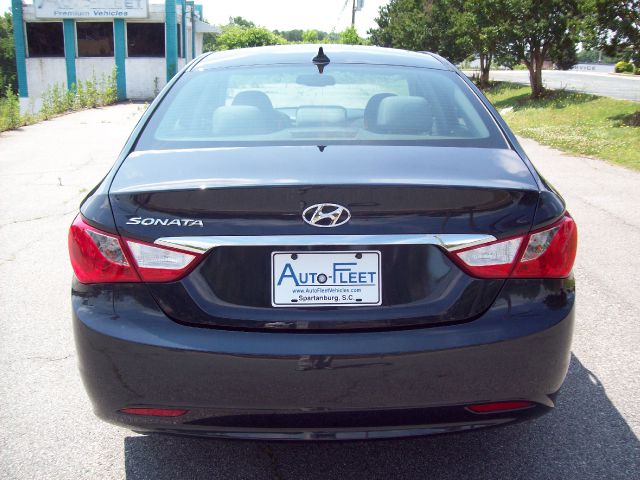 Hyundai Sonata 2013 photo 15