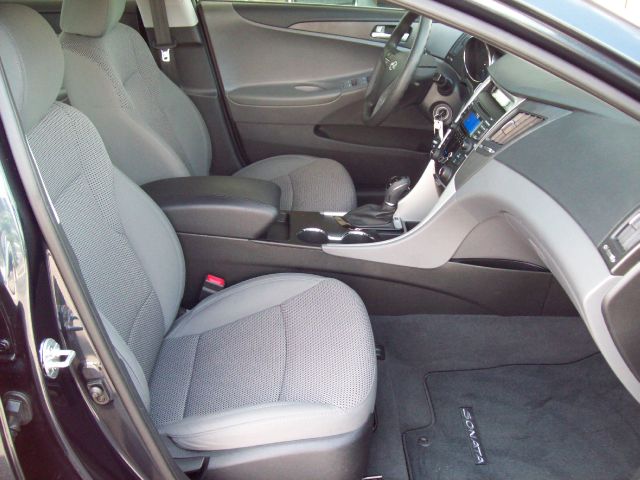 Hyundai Sonata 2013 photo 22