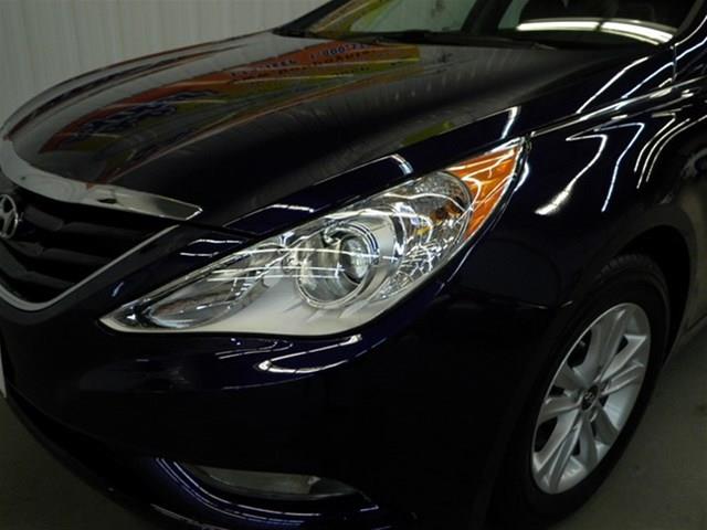 Hyundai Sonata 2013 photo 25