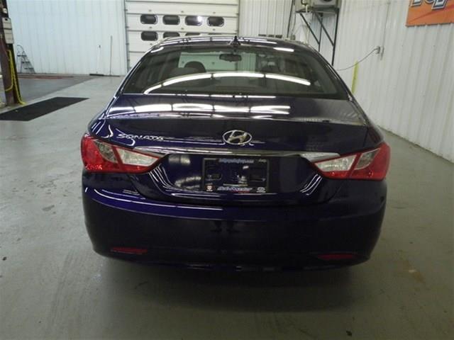 Hyundai Sonata 2013 photo 27