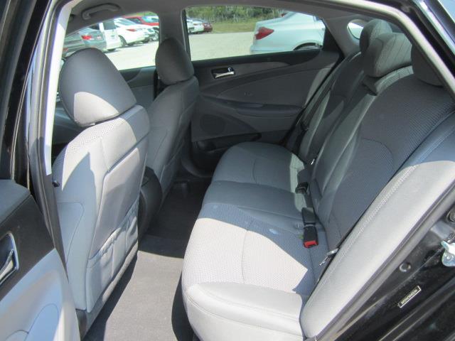 Hyundai Sonata LX FWD Sedan Sedan