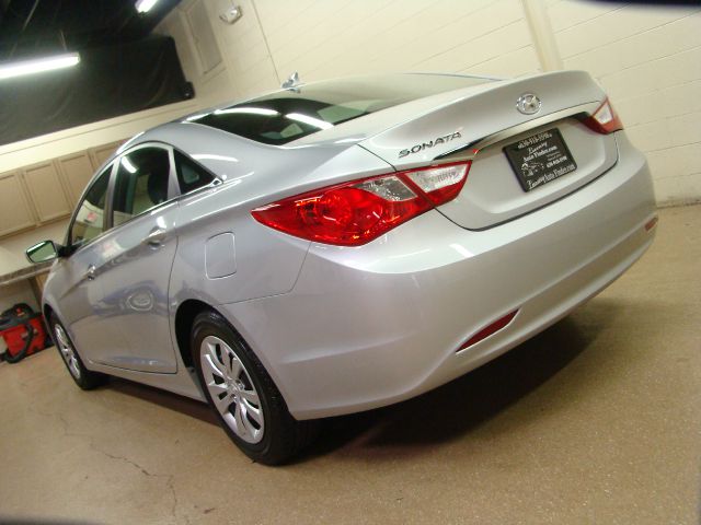 Hyundai Sonata 2013 photo 3