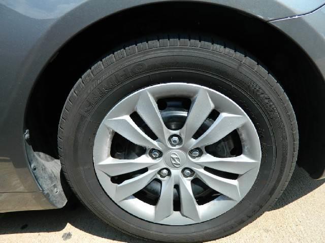 Hyundai Sonata 2013 photo 2