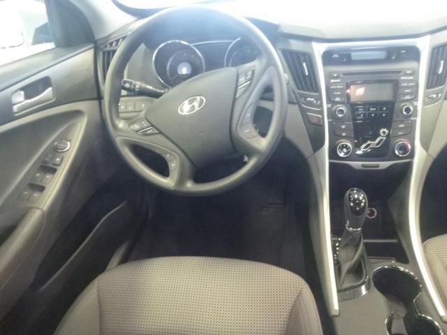 Hyundai Sonata FWD 4dr Sport Sedan