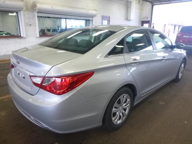 Hyundai Sonata 2013 photo 3