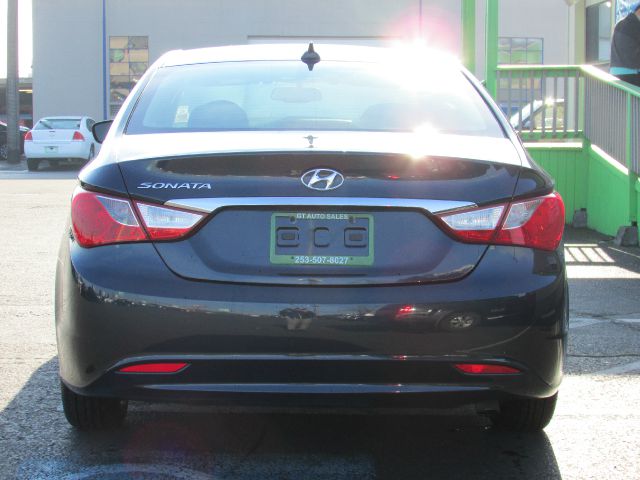 Hyundai Sonata 2013 photo 3