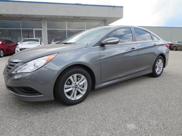 Hyundai Sonata 2014 photo 1