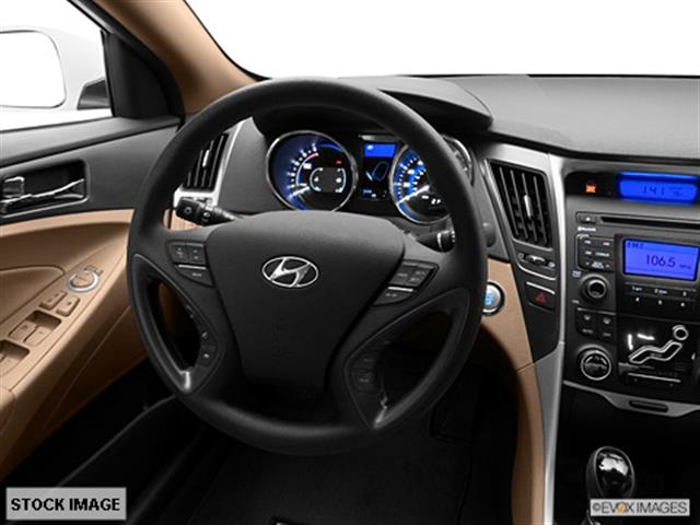 Hyundai Sonata Hybrid 2011 photo 1