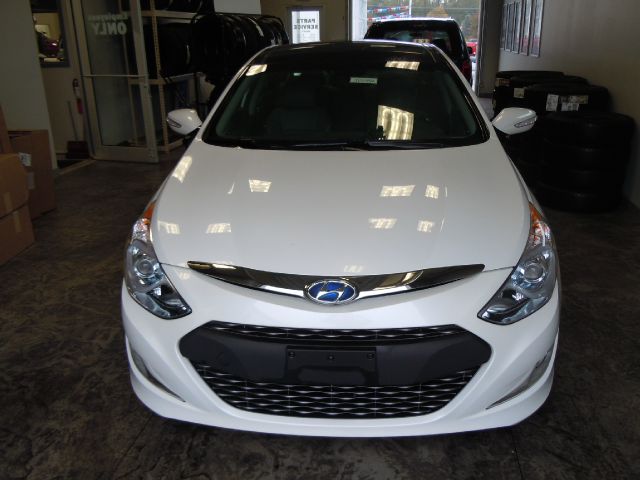 Hyundai Sonata Hybrid 2011 photo 1