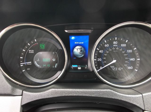 Hyundai Sonata Hybrid 2011 photo 12