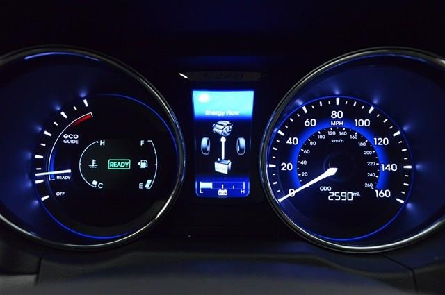 Hyundai Sonata Hybrid 2013 photo 2