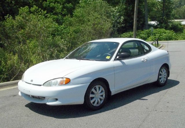 Hyundai Tiburon 1998 photo 3