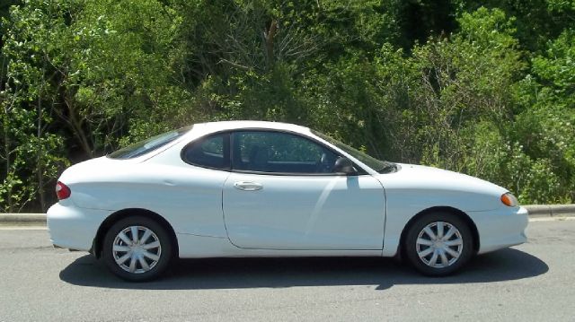 Hyundai Tiburon 1998 photo 9