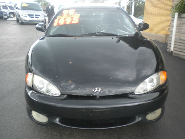 Hyundai Tiburon 1998 photo 2