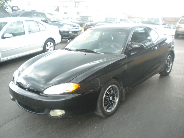 Hyundai Tiburon 1998 photo 4