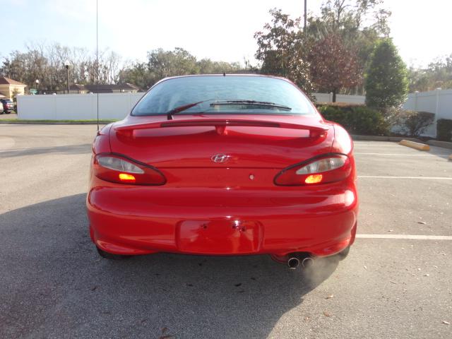Hyundai Tiburon 1998 photo 2