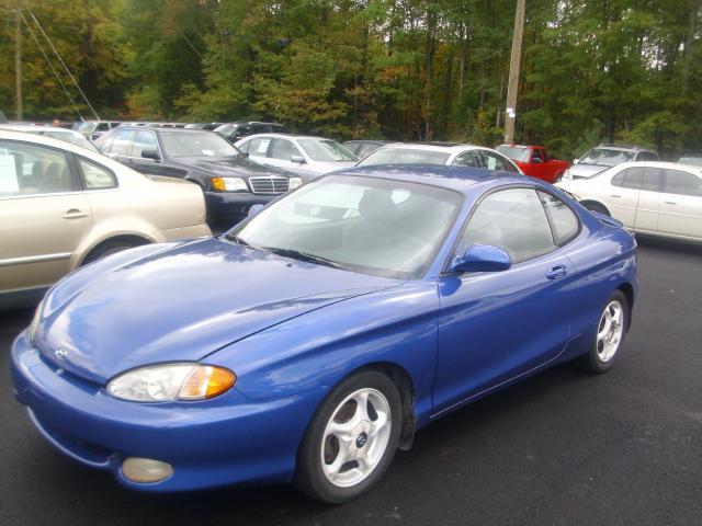 Hyundai Tiburon Elk Conversion Van Coupe