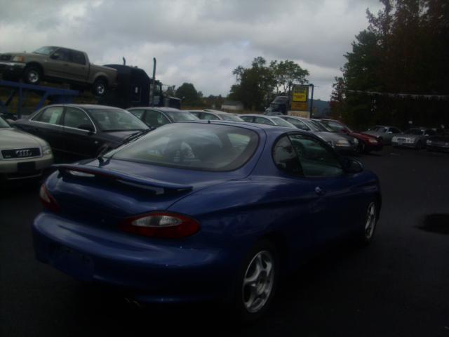 Hyundai Tiburon 1999 photo 4