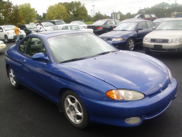 Hyundai Tiburon 1999 photo 5