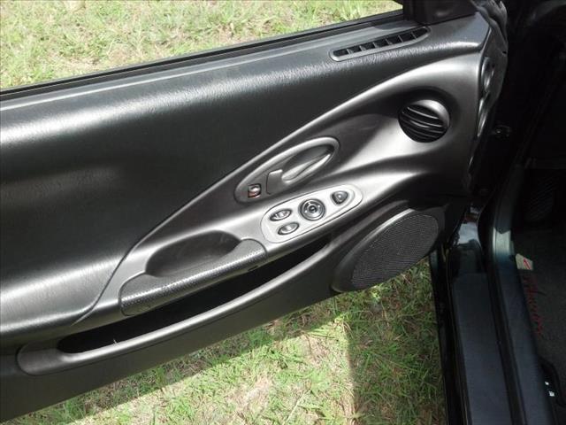 Hyundai Tiburon 2000 photo 10