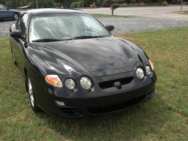 Hyundai Tiburon 2000 photo 4