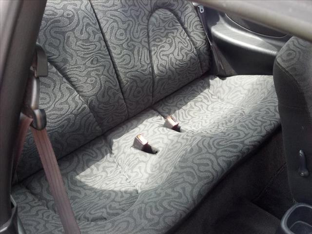 Hyundai Tiburon 2000 photo 9