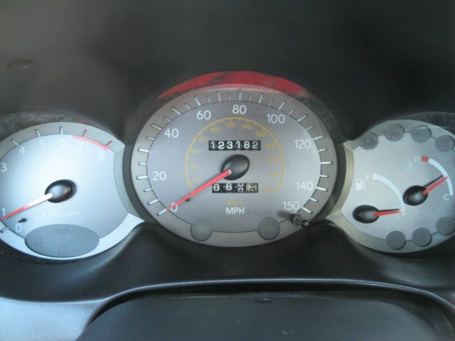 Hyundai Tiburon 2000 photo 3