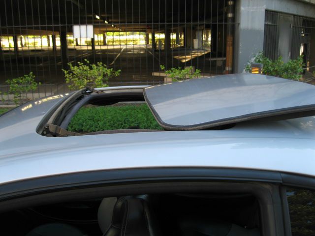 Hyundai Tiburon 2000 photo 6