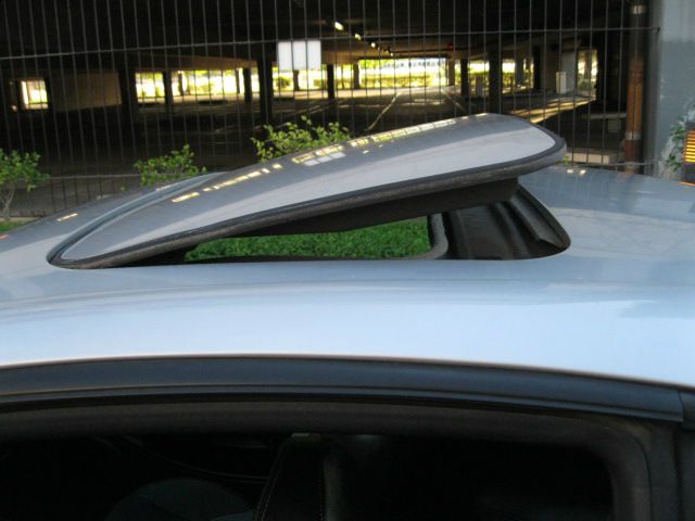 Hyundai Tiburon 2000 photo 7