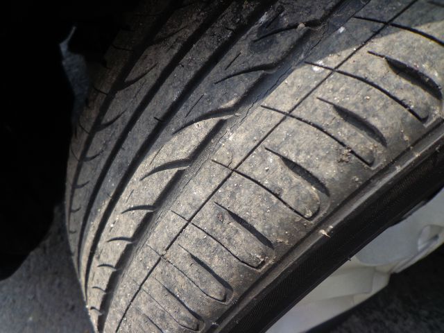 Hyundai Tiburon 2001 photo 12