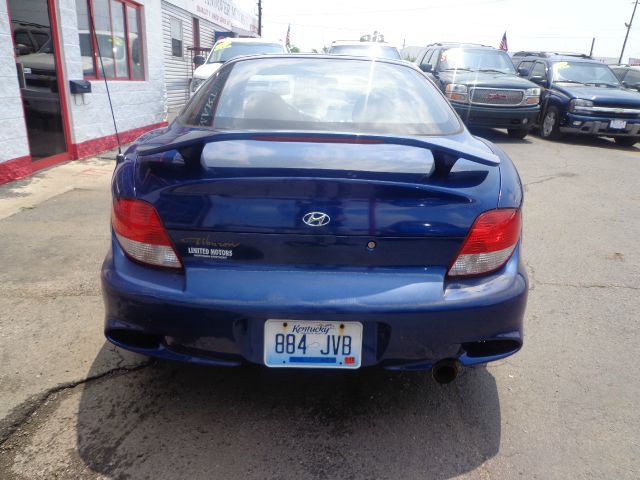Hyundai Tiburon 2001 photo 13